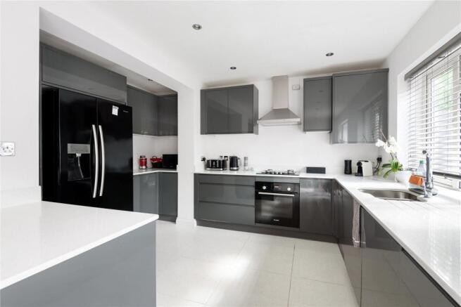 Davidson Frost-Wellings, DFW, Beatty Road, Kitchen
