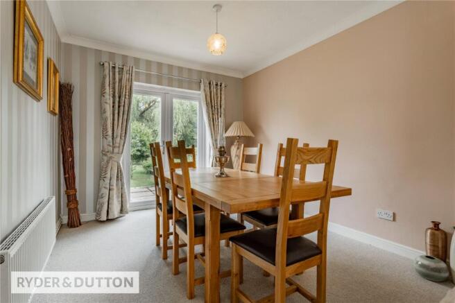 3 bed Detached for sale Image 7