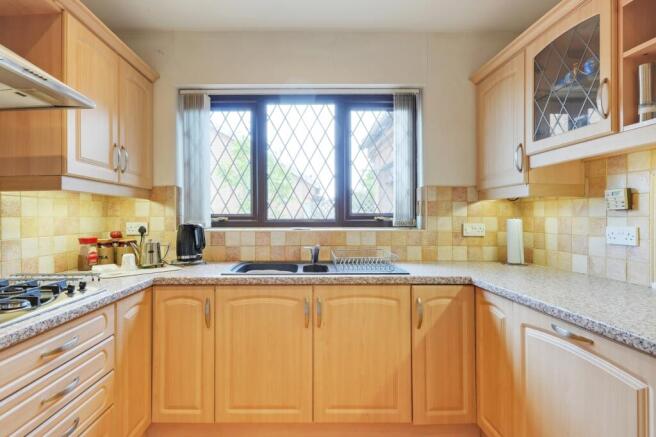 2 bed Detached Bungalow for sale Image 7