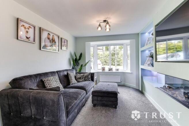 4 bed Detached for sale Image 12