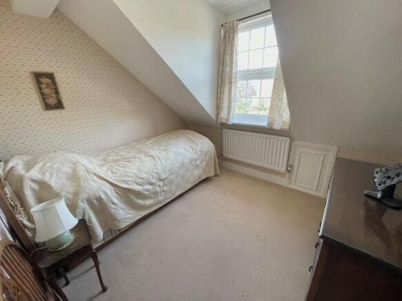 24 Park Drive Bed...