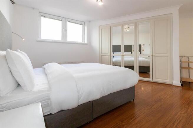 bedroom 1 (1 of 1).jpg