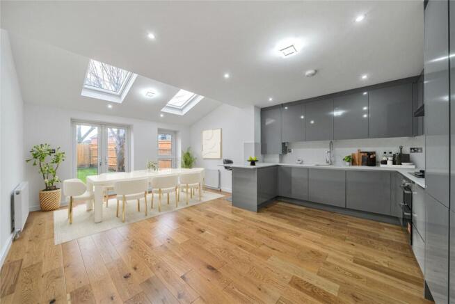 Kitchen/Dining Room*