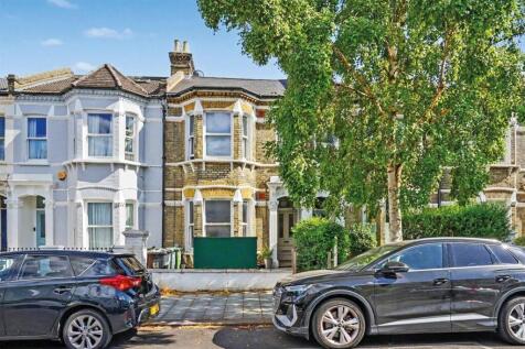 Elms Crescent, CLAPHAM