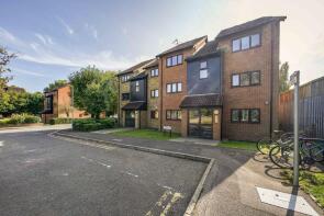29, Turnpike Lane, Uxbridge UB10 0AH
