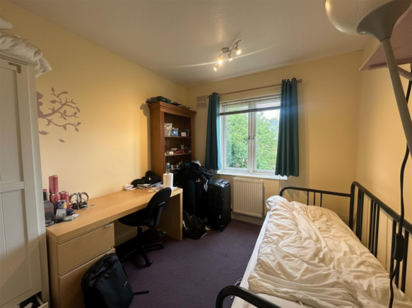 3 bed Terraced for sale Image 6