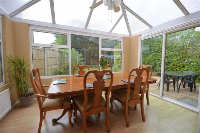 GARDEN ROOM