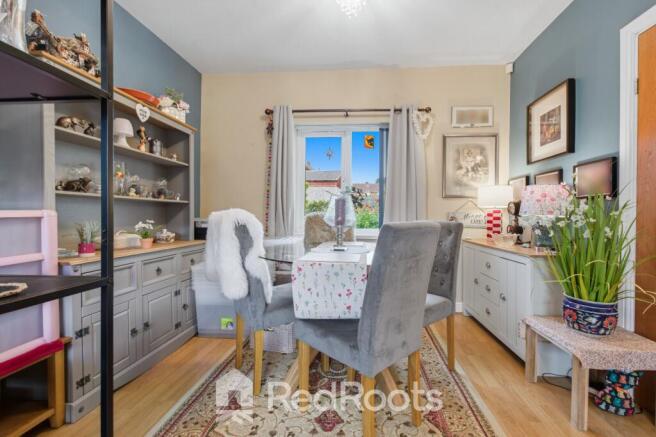 2 bed Semi-Detached Bungalow for sale Image 6