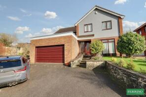 7, Beaufort Drive, Lydney GL15 5QR