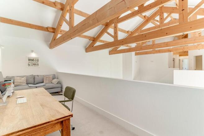 4 bed Barn Conversion for sale Image 8