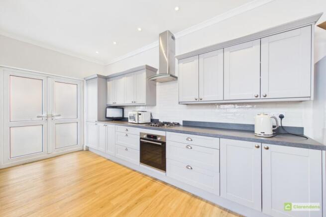 CAM02528G0-PR0444-STILL001