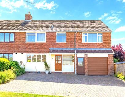 4 Woodhill Road, Northampton, NN5 6SQ