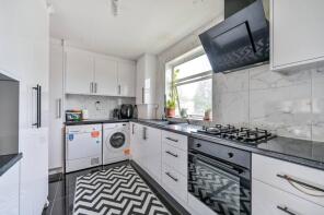 24, Wheatlands, Hounslow TW5 0SA