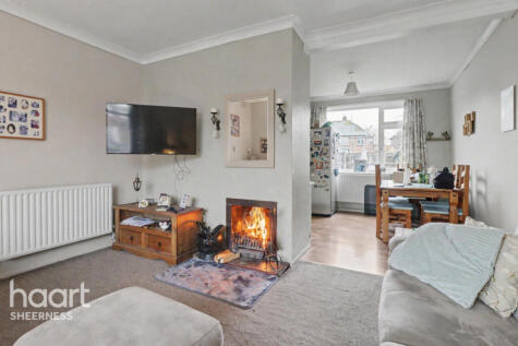 Second Avenue, Sheerness