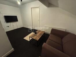 20, Hyde Park Terrace, Hyde Park, Leeds LS6 1BJ
