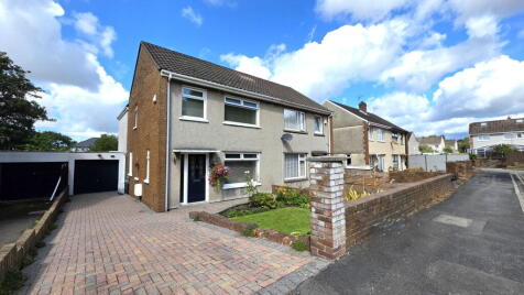 Litchard Cross, Bridgend, CF31 1NX