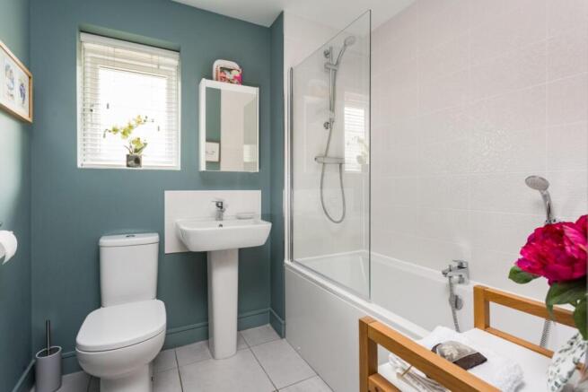 4 bed Detached for sale Image 10
