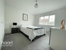 1, Castlefields, Great Leighs, Chelmsford CM3 1JW
