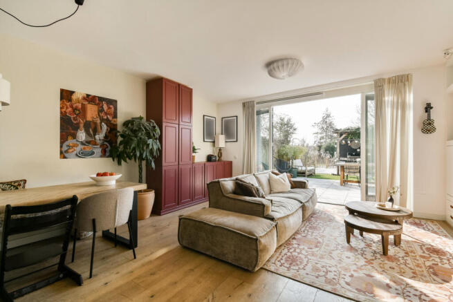 Zuiderzeelaan 105 1121 RA LANDSMEER image 2