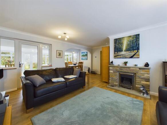 Living/Dining Room