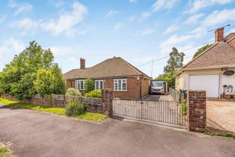 London Road, Cowplain, Waterlooville