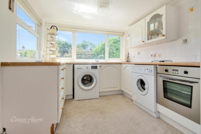 Kitchen/Utility
