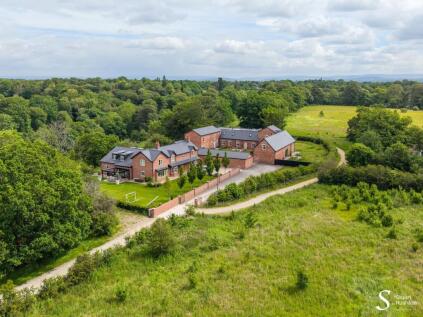 Altrincham Road, Wilmslow