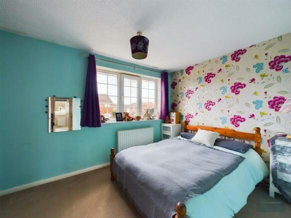 CAM02558G0-PR0153-ST