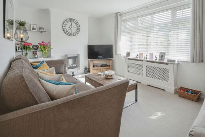 20260320072303_LUI05