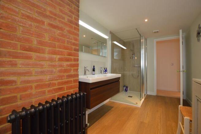 En-Suite -2