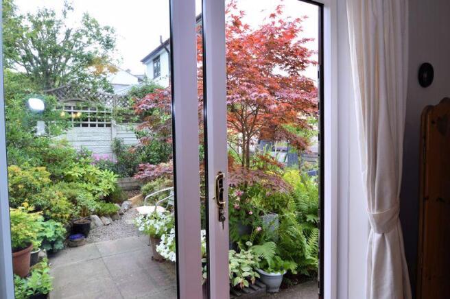 PATIO WINDOWS ...