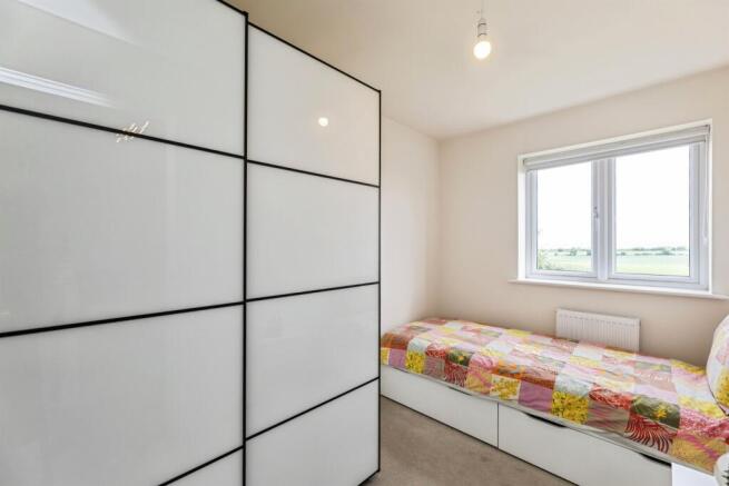 4 bed Detached for sale Image 8