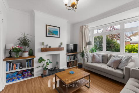 Firwood Avenue, St. Albans, AL4 0TD