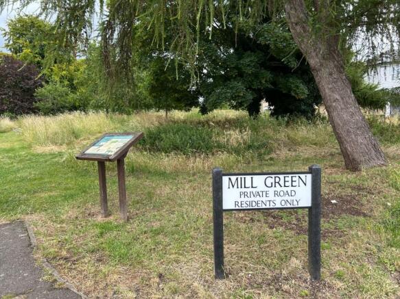 ENTRANCE TO MILL GREEN