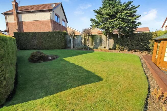 Rear Garden (4).jpg