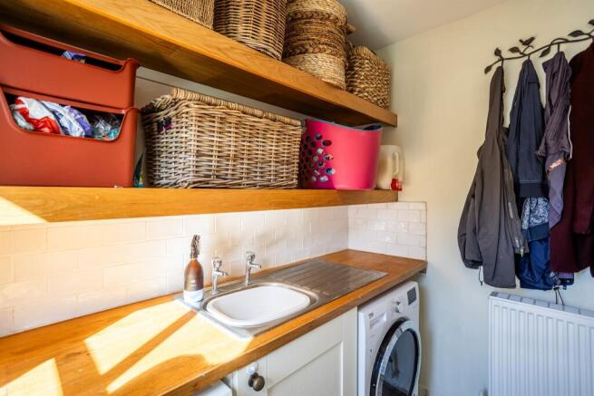 3 bed Detached for sale Image 8