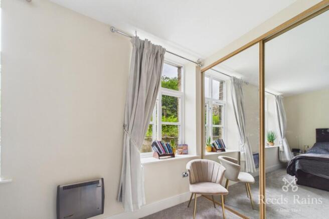 1 bed Apartment to rent Image 9