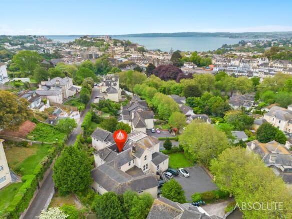 3-bed flat on Thurlow Road, Torquay, TQ1, £145,000
