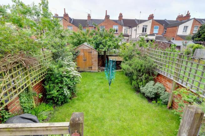 18. Garden 5