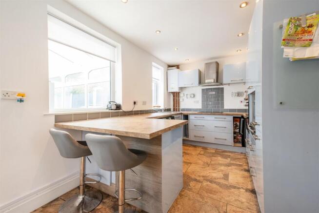 Kitchen/Breakfast Room