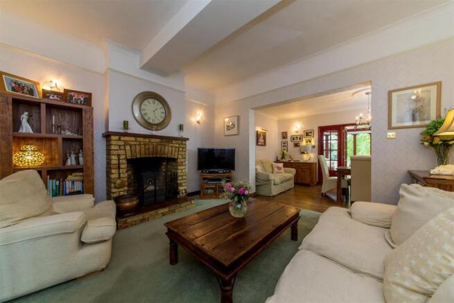 19 Glebe Road (1 of 