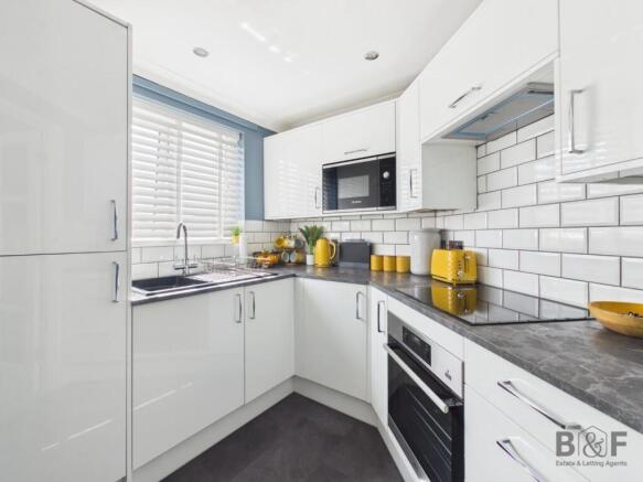 Britannia Court, Downend photo 4