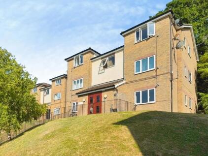 Lingfield Close, High Wycombe