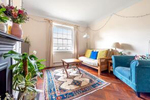 18, Kennington Palace Court, Sancroft Street, London SE11 5UL