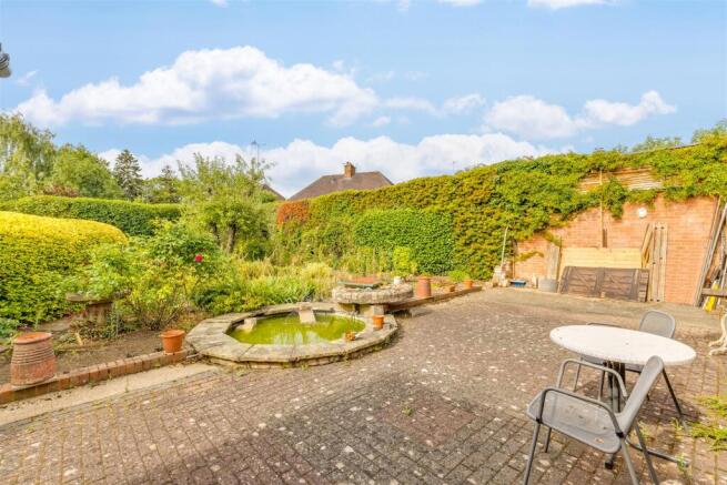 Meadow Way 34-24.jpg