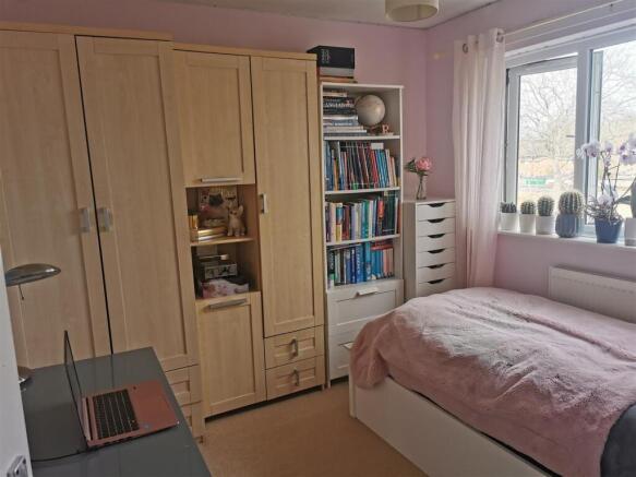 2nd Bedroom