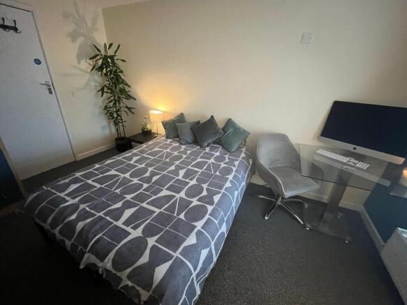 WhatsApp Image 20Dd25-12-16 at 13.18.37.jpeg