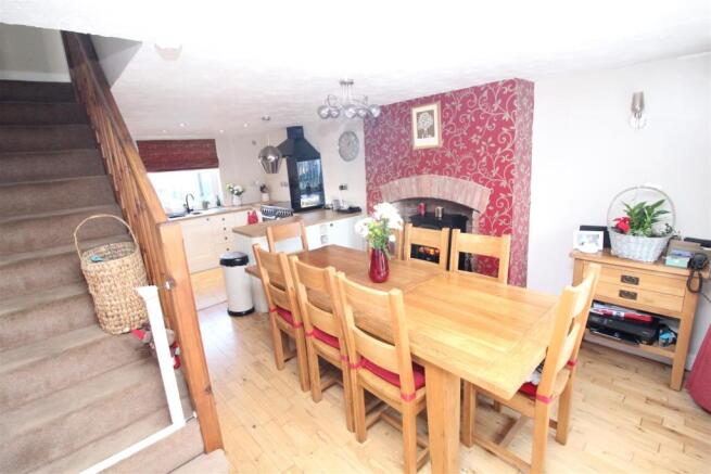 Dining Room.JPG