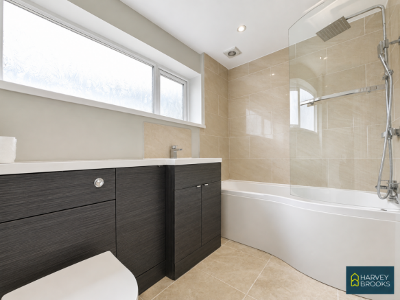 3 bed Detached for sale Image 12