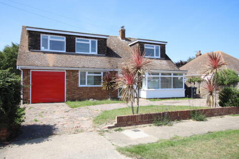 First Avenue, Clacton on Sea, CO15